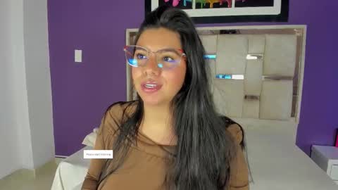 emilyy_cooperr online show from February 2026 12:17:02 PM