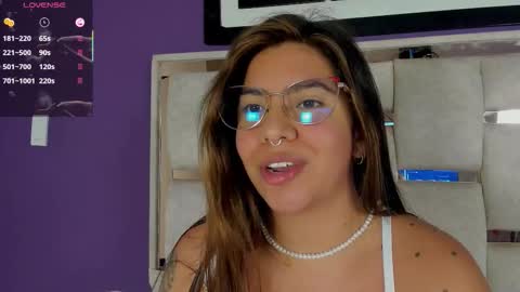 emilyy_cooperr online show from March 2026 12:21:02 PM