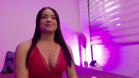 Snapshot of emilyyou chatting on October 2025 11:51:02 AM EMILY online show from October 2025 11:51:02 AM