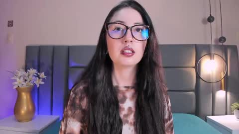 Emilyy Watson online show from June 2026 01:12:02 AM