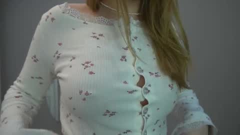 Eminent Eva online show from January 2026 06:11:01 PM