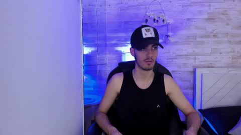 emir_ozan online show from February 2026 07:08:01 PM