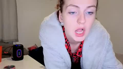 emliyjamesmjb online show from December 2025 08:36:02 PM