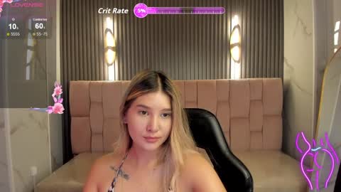 Emma online show from September 2025 01:21:02 AM