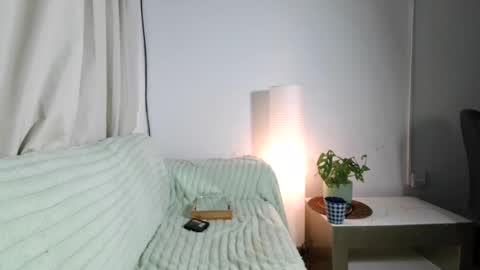 emma______1996 online show from July 2026 07:33:02 AM