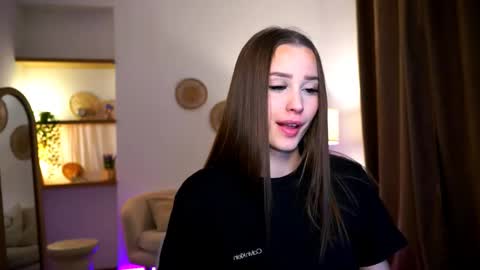 Snapshot of emma__cutiee chatting on January 2025 10:31:01 PM Your Emma online show from January 2025 10:31:01 PM