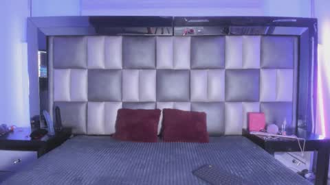 emma__js_ online show from March 2026 11:21:02 PM