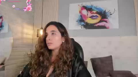 Snapshot of emma__smith01 chatting on September 2025 04:06:02 PM Emma online show from September 2025 04:06:02 PM