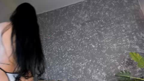 Emma online show from March 2026 07:18:02 PM