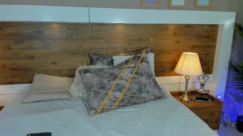 Snapshot of emma_bakker_ chatting on January 2025 12:58:01 PM Emma online show from January 2025 12:58:01 PM