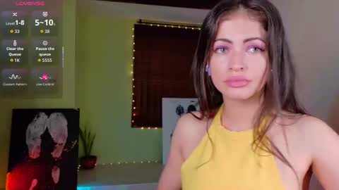 Snapshot of emma_blanco chatting on June 2026 08:08:02 PM Emma online show from June 2026 08:08:02 PM