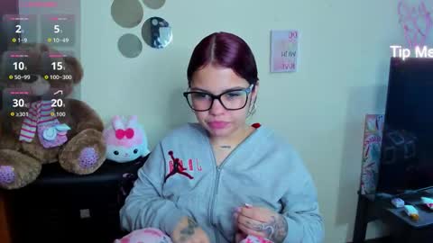 emma_boo_ online show from February 2026 03:51:02 PM