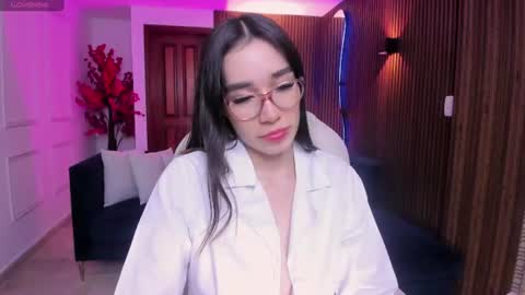 Snapshot of emma_caarter chatting on June 2026 03:11:02 AM emma_caarter online show from June 2026 03:11:02 AM