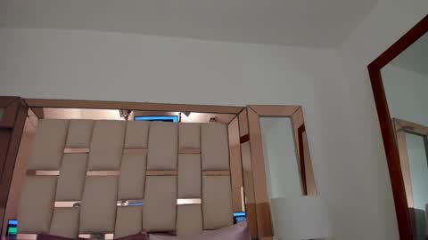 Snapshot of emma_castilloo chatting on February 2025 06:53:01 PM Emma Castillo online show from February 2025 06:53:01 PM