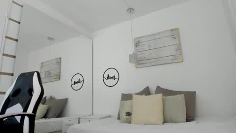 Snapshot of emma_castilloo chatting on March 2025 10:15:02 PM Emma Castillo online show from March 2025 10:15:02 PM