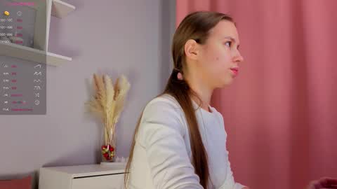 Emma online show from February 2026 05:47:01 AM