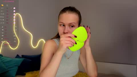 Emma online show from June 2026 01:43:02 AM