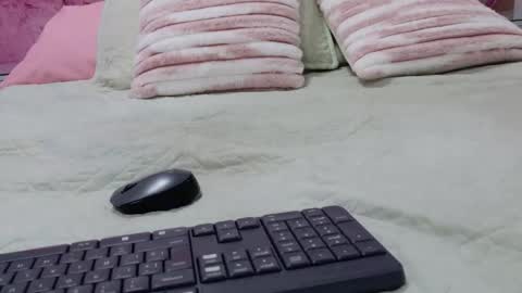 Emma online show from March 2026 03:01:02 AM