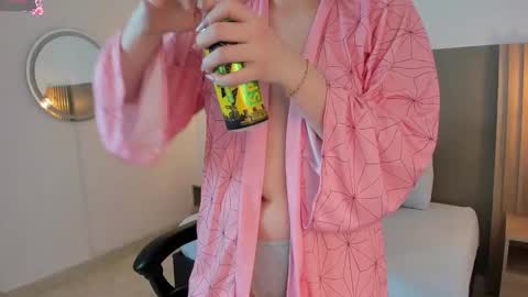 E M M A online show from October 2025 02:29:01 AM