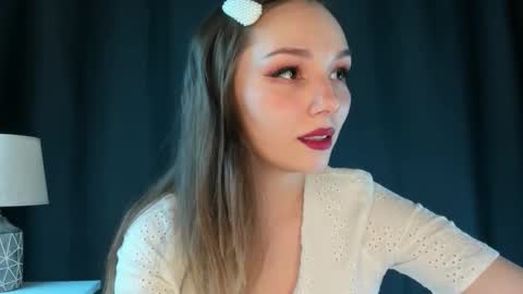 Snapshot of emma_groot chatting on October 2025 10:54:02 AM emma_groot online show from October 2025 10:54:02 AM