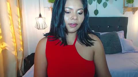 Snapshot of emma_hassani chatting on February 2026 02:50:02 PM Tell me Emma online show from February 2026 02:50:02 PM