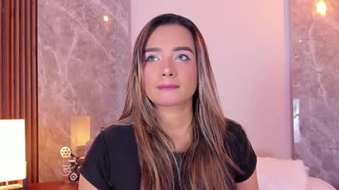 Emma online show from September 2025 03:43:02 AM