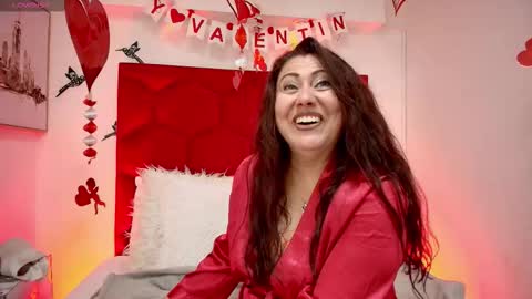 Snapshot of emma_jhomson chatting on February 2026 01:07:02 PM Emma 3 online show from February 2026 01:07:02 PM