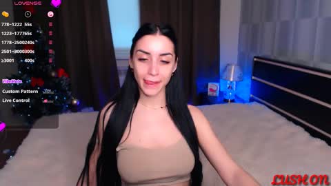 Snapshot of emma_jordan chatting on January 2025 12:49:02 PM Emma online show from January 2025 12:49:02 PM