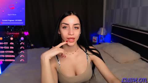 Snapshot of emma_jordan chatting on January 2025 12:37:01 PM Emma online show from January 2025 12:37:01 PM