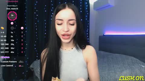 Snapshot of emma_jordan chatting on February 2025 12:38:02 PM Emma online show from February 2025 12:38:02 PM