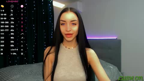 Snapshot of emma_jordan chatting on February 2025 10:27:02 AM Emma online show from February 2025 10:27:02 AM