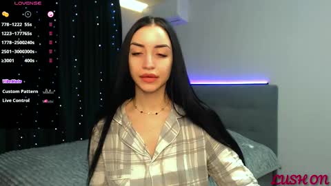 Snapshot of emma_jordan chatting on February 2025 10:39:02 AM Emma online show from February 2025 10:39:02 AM