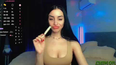 Snapshot of emma_jordan chatting on February 2025 04:16:02 PM Emma online show from February 2025 04:16:02 PM