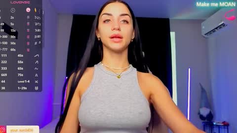 Snapshot of emma_jordan chatting on September 2025 07:10:02 AM Emma online show from September 2025 07:10:02 AM