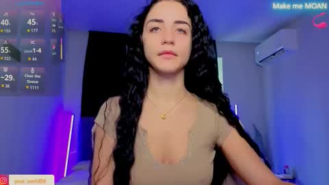 Snapshot of emma_jordan chatting on October 2025 08:03:01 AM Emma online show from October 2025 08:03:01 AM