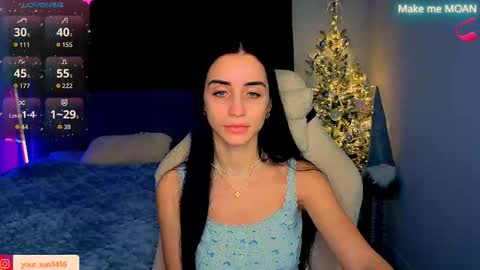 Snapshot of emma_jordan chatting on December 2025 05:41:01 PM Emma online show from December 2025 05:41:01 PM