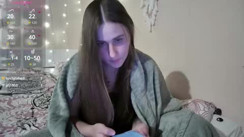 emma_just online show from September 2025 06:51:02 PM