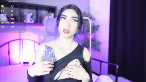 Emma online show from October 2025 05:08:02 AM