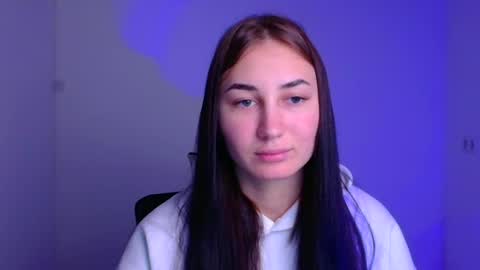 Emma online show from December 2024 06:05:02 AM