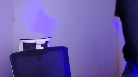 Emma online show from January 2025 09:08:01 AM