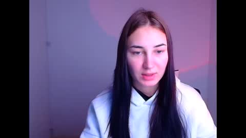 Emma online show from February 2025 05:42:02 AM