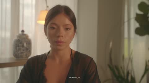 emma_lu1 online show from September 2025 09:25:01 PM