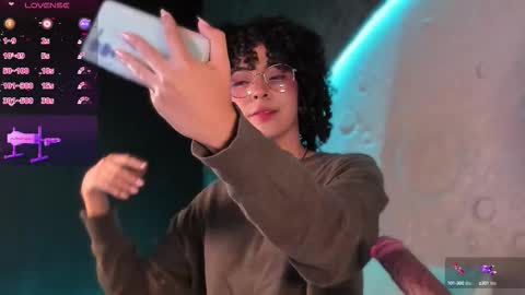     online show from September 2025 10:20:01 AM