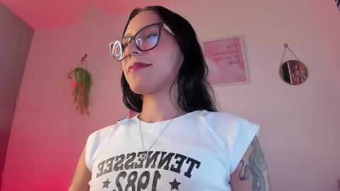 Snapshot of emma_rinaldi_ chatting on January 2026 04:58:02 AM Emma online show from January 2026 04:58:02 AM