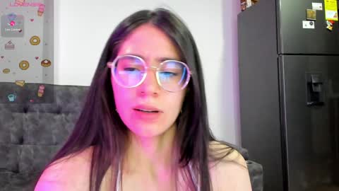 Emma online show from January 2025 01:37:02 AM