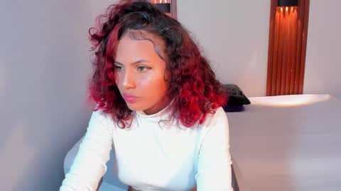 emmacole5 online show from February 2026 04:24:02 AM