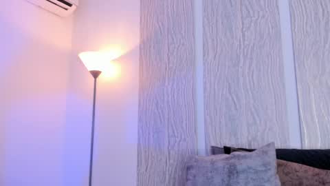 EMMA online show from February 2025 03:50:02 PM