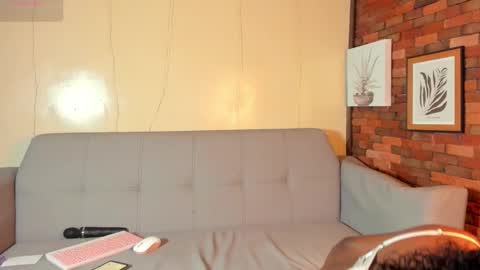 Emma online show from December 2024 06:27:02 PM