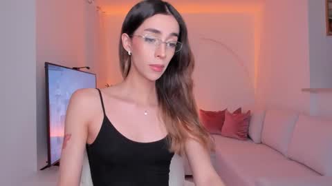 Emma voger online show from September 2025 02:11:02 AM