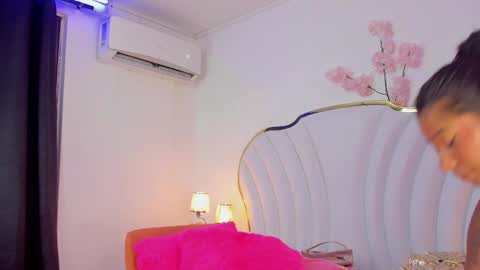 Welcome Im yosein  Your love is my passion activate it with your tips and enjoy with me online show from February 2025 01:45:02 AM